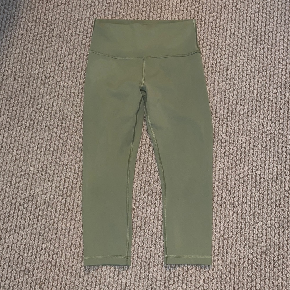 Lululemon Wunder Train crop leggings
